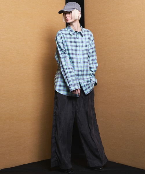 MAISON SPECIAL(メゾンスペシャル)の「《UNISEX》Drape Fibrillated Twill One-tuck Prime-Wide Slacks/ドレープフィブリルツイルワンタックプライムワイドスラックス【MAISON SPECIAL/メゾンスペシャル】■セットアップ対応■(スラックス・メンズ・ブラック/ネイビー・2/1/0)」の5枚目の写真