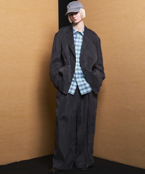 MAISON SPECIAL(メゾンスペシャル)の「《UNISEX》Drape Fibrillated Twill One-tuck Prime-Wide Slacks/ドレープフィブリルツイルワンタックプライムワイドスラックス【MAISON SPECIAL/メゾンスペシャル】■セットアップ対応■(スラックス・メンズ・ブラック/ネイビー・2/1/0)」の6枚目の写真