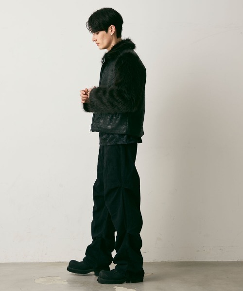 Shoowtime（ショウタイム）の「Fur Pattern Synthetic leather Blouson / ファーパターン合成皮革ショート丈ブルゾン（ブルゾン・メンズ・ブラック系・MEDIUM/LARGE/X-LARGE）」の15枚目の写真