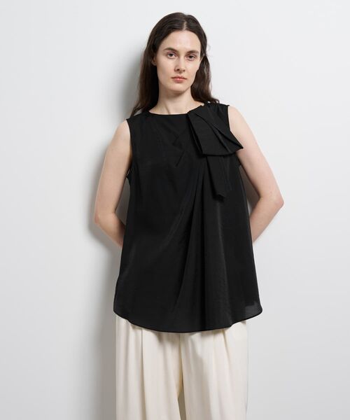 LANVIN en Bleu(ランバンオンブルー)の「シアータンブラータックリボンブラウス(シャツ/ブラウス・レディース・ブラック/ライトベージュ・38)」の14枚目の写真