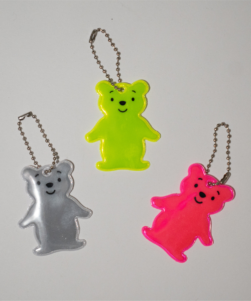 and D. petit main(アンドディープティマイン)の「ピカッとあんしんクマリフレクターチャーム(その他小物・キッズ・ピンク/ホワイト/イエロー・F)」の4枚目の写真