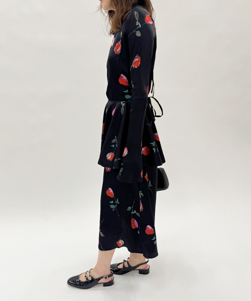 EDIT. FOR LULU（エディットフォールル）の「【GANNI/ガニー】Printed Stretch Satin Midi Dress（ワンピース・レディース・ブラック・FREE）」の3枚目の写真