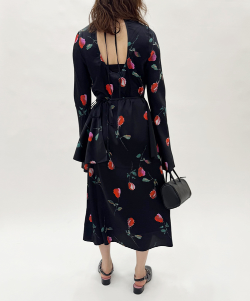 EDIT. FOR LULU（エディットフォールル）の「【GANNI/ガニー】Printed Stretch Satin Midi Dress（ワンピース・レディース・ブラック・FREE）」の4枚目の写真