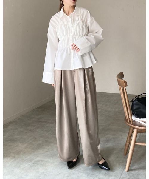 She's Closet(シーズクローゼット)の「長袖 シャーリング ビスチェ デザイン シャツ ブラウス(シャツ/ブラウス・レディース・チャコールグレー/ブルー/ホワイト・FREE)」の11枚目の写真