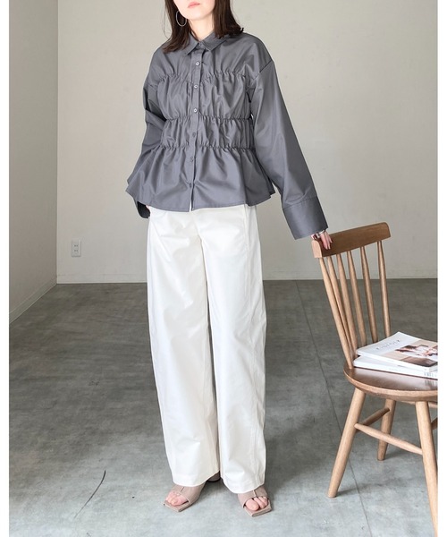 She's Closet(シーズクローゼット)の「長袖 シャーリング ビスチェ デザイン シャツ ブラウス(シャツ/ブラウス・レディース・チャコールグレー/ブルー/ホワイト・FREE)」の20枚目の写真