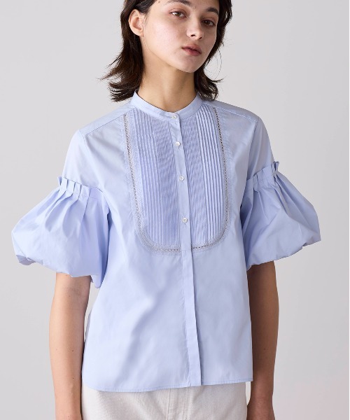 Marilyn Moon(マリリンムーン)の「balloon sleeve pintuck embroidery shirt(シャツ/ブラウス・レディース・サックスブルー/ネイビー/ホワイト・FREE)」の4枚目の写真