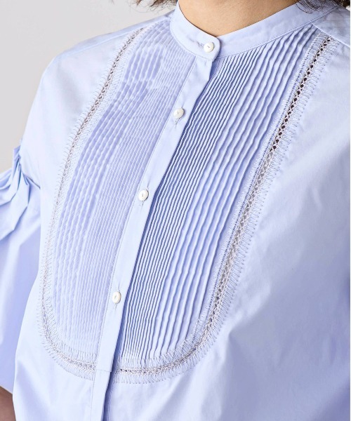 Marilyn Moon(マリリンムーン)の「balloon sleeve pintuck embroidery shirt(シャツ/ブラウス・レディース・サックスブルー/ネイビー/ホワイト・FREE)」の6枚目の写真