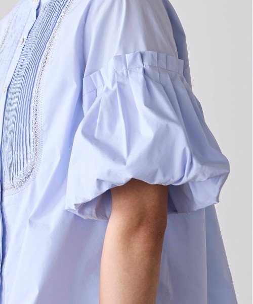 Marilyn Moon(マリリンムーン)の「balloon sleeve pintuck embroidery shirt(シャツ/ブラウス・レディース・サックスブルー/ネイビー/ホワイト・FREE)」の7枚目の写真