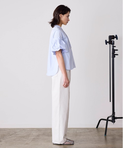 Marilyn Moon(マリリンムーン)の「balloon sleeve pintuck embroidery shirt(シャツ/ブラウス・レディース・サックスブルー/ネイビー/ホワイト・FREE)」の11枚目の写真