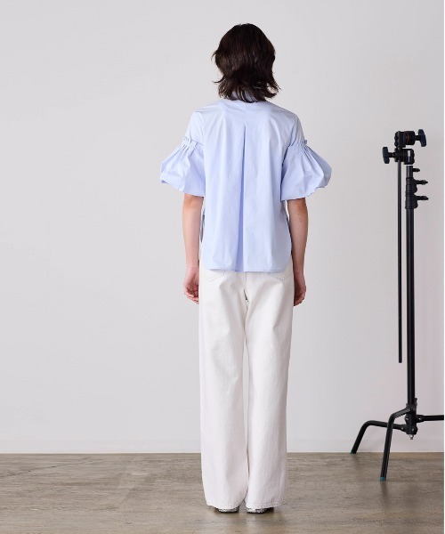 Marilyn Moon(マリリンムーン)の「balloon sleeve pintuck embroidery shirt(シャツ/ブラウス・レディース・サックスブルー/ネイビー/ホワイト・FREE)」の12枚目の写真