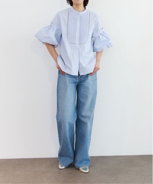 Marilyn Moon(マリリンムーン)の「balloon sleeve pintuck embroidery shirt(シャツ/ブラウス・レディース・サックスブルー/ネイビー/ホワイト・FREE)」の15枚目の写真