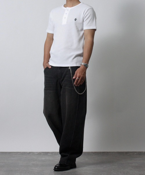 NYLAUS（ナイラス）の「【NYS】【7月下旬一部再入荷予定】 トライバル ワンポイント刺繍 ショート丈 ワッフル ヘンリーネック 半袖Tシャツ（Tシャツ/カットソー・メンズ・ブラック/ホワイト・S/L/M）」の16枚目の写真
