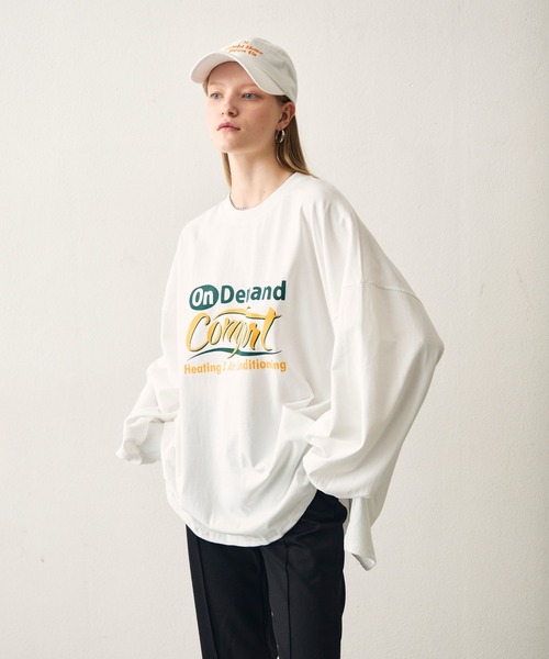 uchi.(ウチ)の「グラフィックパフスリーブビッグTシャツ(Tシャツ/カットソー・レディース・ホワイト・FREE)」の1枚目の写真