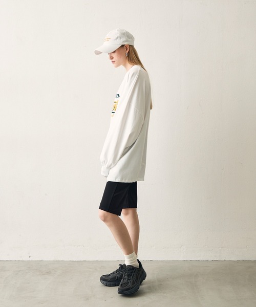 uchi.(ウチ)の「グラフィックパフスリーブビッグTシャツ(Tシャツ/カットソー・レディース・ホワイト・FREE)」の3枚目の写真