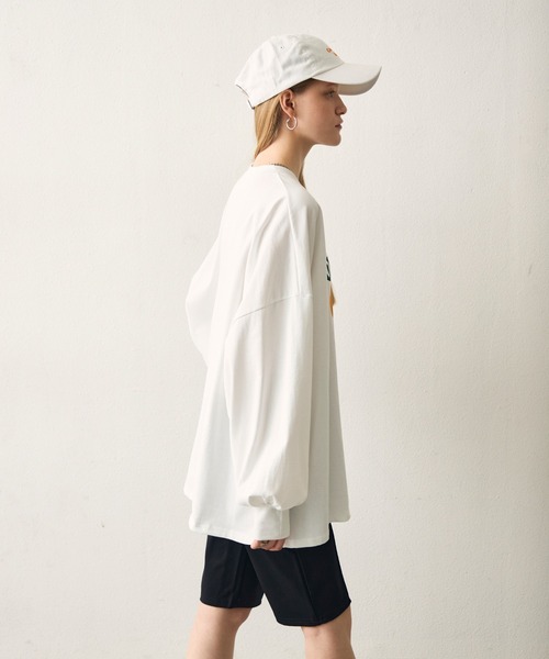 uchi.(ウチ)の「グラフィックパフスリーブビッグTシャツ(Tシャツ/カットソー・レディース・ホワイト・FREE)」の8枚目の写真