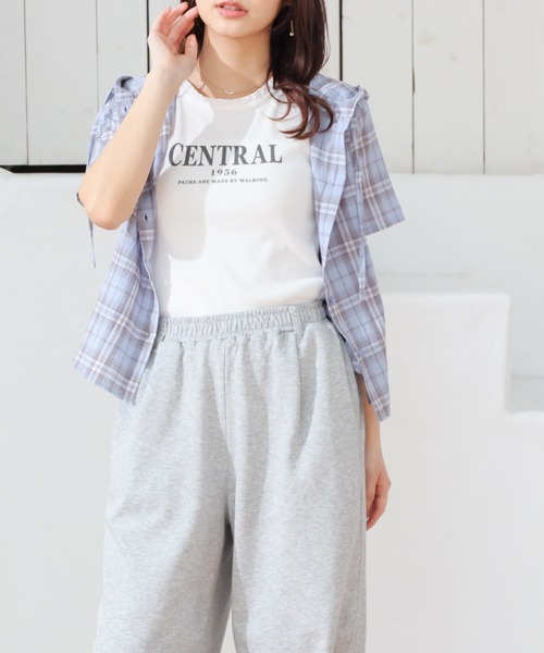 Honeys(ハニーズ)の「フリル使いタンク(タンクトップ・レディース・イエロー/スミクロ/ホワイト/サックスブルー・L/M/S)」の7枚目の写真