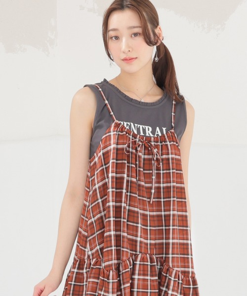 Honeys(ハニーズ)の「フリル使いタンク(タンクトップ・レディース・イエロー/スミクロ/ホワイト/サックスブルー・L/M/S)」の12枚目の写真