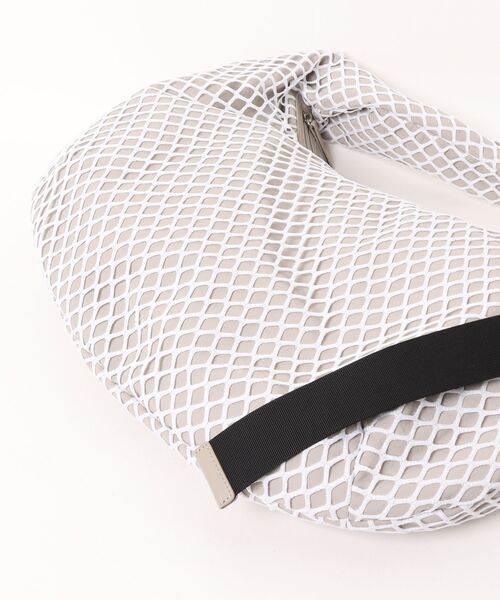F/CE. (エフシーイー)の「F/CE./エフシーイー MESH BIG SHOULDER TOTE(ショルダーバッグ・メンズ・ブラック/ベージュ・FREE)」の19枚目の写真