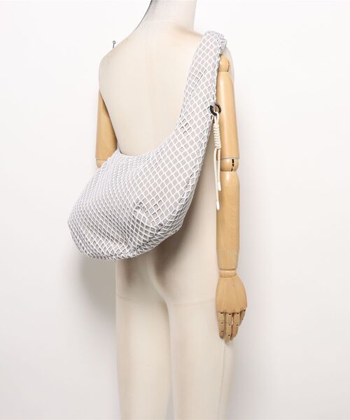 F/CE. (エフシーイー)の「F/CE./エフシーイー MESH BIG SHOULDER TOTE(ショルダーバッグ・メンズ・ブラック/ベージュ・FREE)」の21枚目の写真