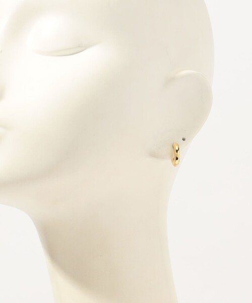 TOMORROWLAND (トゥモローランド)の「Otiumberg. Small Chunky Hoops ゴールドピアス(ピアス(両耳用)・レディース・ゴールド・FREE)」の6枚目の写真