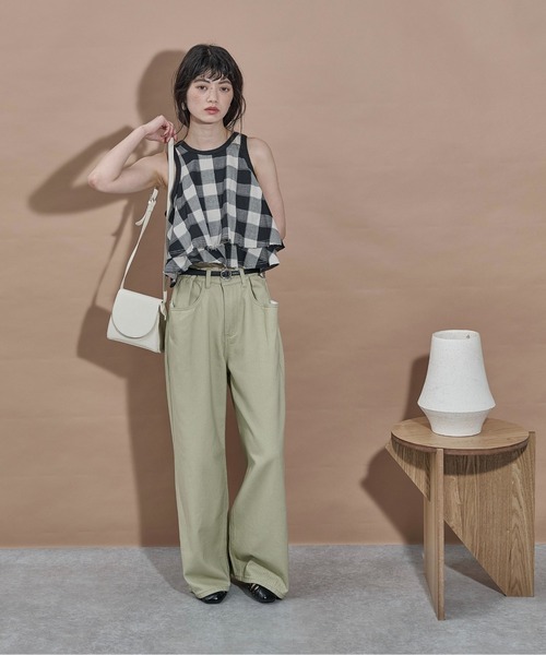 THE YOn(ザヨン)の「バイカラーパイピングカットオフフリルアメスリブラウス(シャツ/ブラウス・レディース・レンガ/ナチュラル/ブラック・FREE)」の11枚目の写真