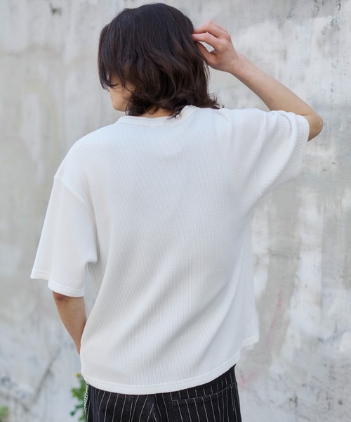 WEGO(ウィゴー)の「WEGO/【26年春夏新作】ワッフルヘンリーネックT(Tシャツ/カットソー・メンズ・ホワイト/ブラック系その他/ブラック・LARGE/MEDIUM)」の13枚目の写真