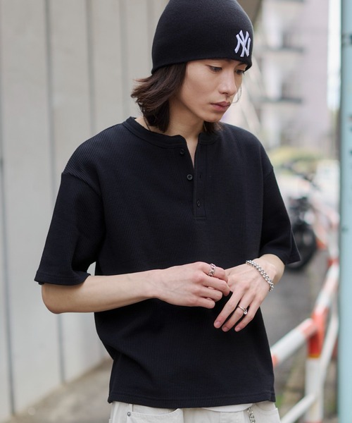 WEGO(ウィゴー)の「WEGO/【26年春夏新作】ワッフルヘンリーネックT(Tシャツ/カットソー・メンズ・ホワイト/ブラック系その他/ブラック・LARGE/MEDIUM)」の21枚目の写真