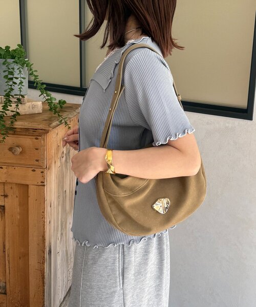 Thevon(ゼボン)の「ネックレースドッキング半袖ニットカーディガン(カーディガン/ボレロ・レディース・サックスブルー/グレー/イエロー・FREE)」の5枚目の写真