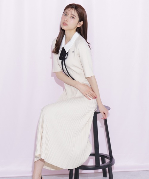 JILL by JILL STUART(ジルバイジルスチュアート)の「襟付きプリーツニットワンピース(ワンピース・レディース・ブラウン/ホワイト/ブラック・FREE)」の19枚目の写真