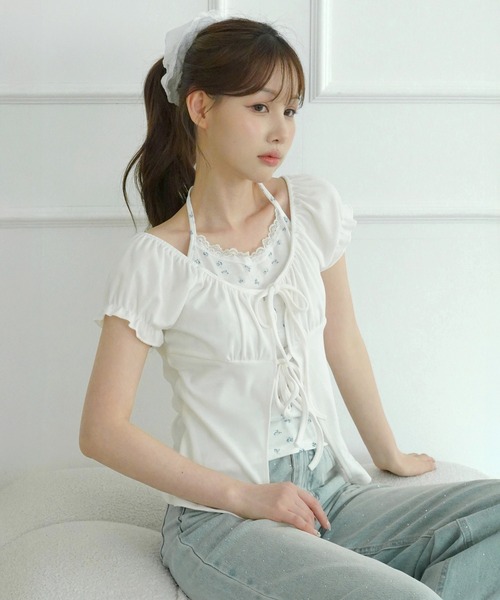 by muni:r（バイ ムニール）の「【選べる4色・着用動画あり】フラワーレースホルターレイヤードTシャツ（Tシャツ/カットソー・レディース・ホワイト/グレー/ピンク/ブルー・FREE）」の8枚目の写真