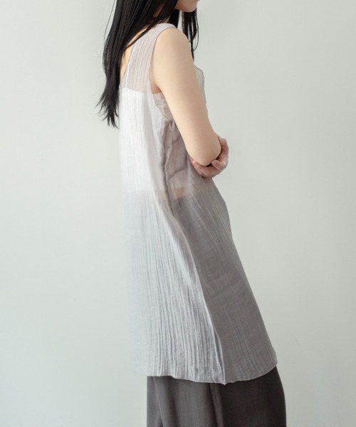 on:nue（オンニュ）の「【on:nue】[着用動画あり！] スカーフセットシアーレイヤードチュニック（シャツ/ブラウス・レディース・グレー/ホワイト/ブラウン・FREE）」の19枚目の写真