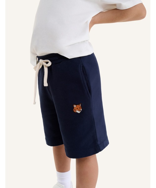 Maison Kitsune(メゾンキツネ)の「FOX HEAD KID JOG SHORTS(スウェットパンツ・キッズ・ネイビー/ライトグレー・12/10/8/6/4)」の4枚目の写真