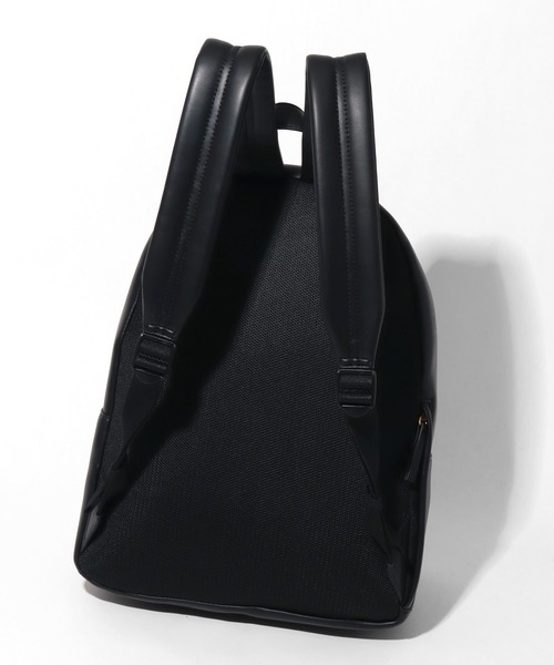 Calvin Klein(カルバン・クライン)の「【Calvin Klein/カルバンクライン】サンディ スリム バックパック40(バックパック/リュック・レディース・ブラック・FREE)」の7枚目の写真