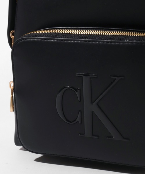 Calvin Klein(カルバン・クライン)の「【Calvin Klein/カルバンクライン】サンディ スリム バックパック40(バックパック/リュック・レディース・ブラック・FREE)」の10枚目の写真