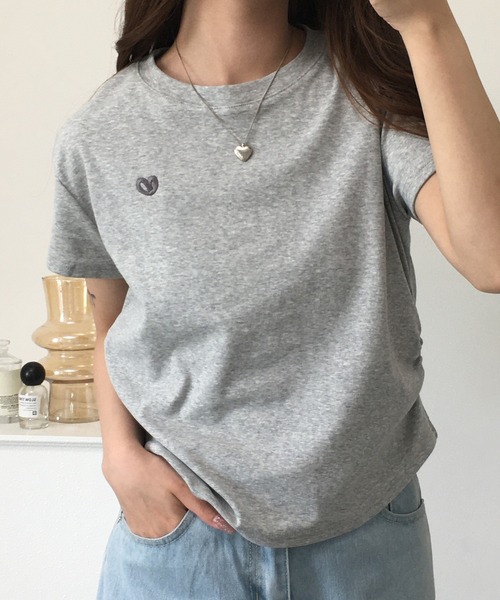 RME.(アールエムイー)の「ワンポイントハート刺繍半袖Tシャツ(Tシャツ/カットソー・レディース・ブラック/ホワイト/グレー・L/M/S)」の17枚目の写真