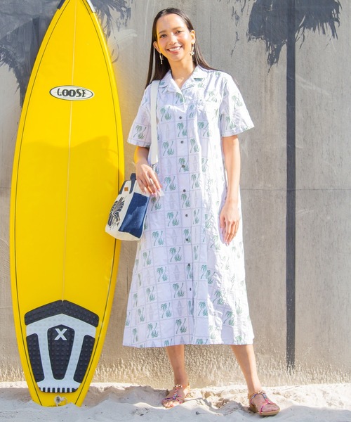 Kahiko(カヒコ)の「【Kahiko】SURF&Palms アイナロアシャツワンピース(シャツワンピース・レディース・ブルー/ベージュ/ブラック/ホワイト・FREE)」の2枚目の写真