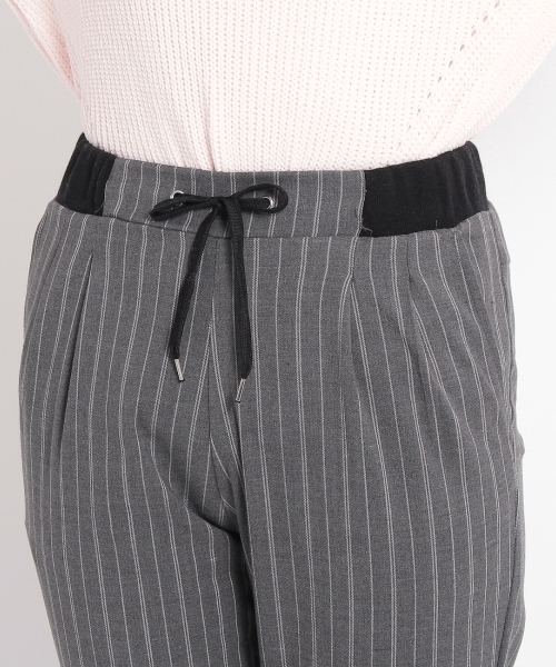 HusHusH（ハッシュアッシュ）の「ストライプテーパードパンツ（その他パンツ・レディース・ホワイト/グレー/ブルー・03/02）」の7枚目の写真