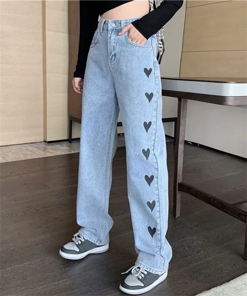 FREE STYLISTS(フリー スタイリスト)の「ハートプリントデニムパンツ(デニムパンツ・レディース・ライトブルー/ブラック・3XL/S/XL/XXL/M/L)」の11枚目の写真
