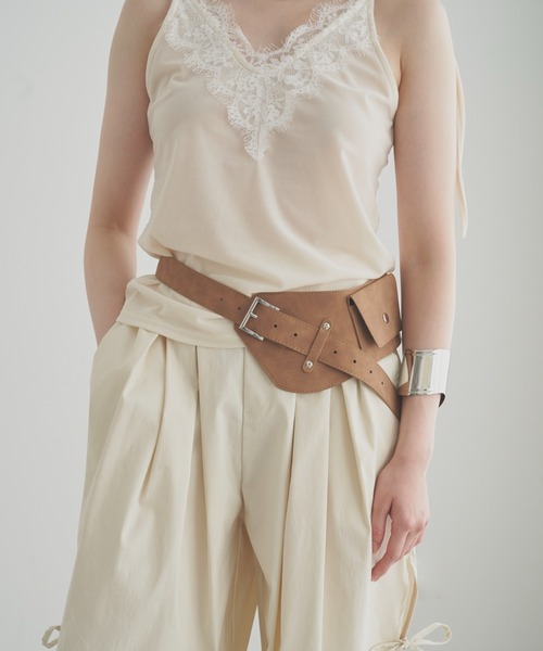 SOEMIN（ソミン）の「Boho utility belt／ボヘミアンユーティリティベルト（ベルト・レディース・キャメル・FREE）」の3枚目の写真