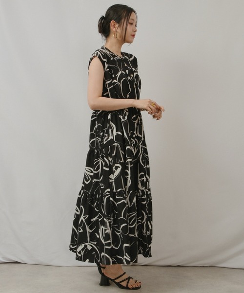 palm RICHE(ポームリシュ)の「柄ティアードOP(ワンピース・レディース・ブラック/アイボリー・M)」の21枚目の写真