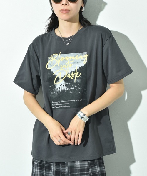 INTERPLANET(インタープラネット)の「フォトプリントカラーロゴT(Tシャツ/カットソー・レディース・チャコールグレー/オフホワイト・FREE)」の14枚目の写真