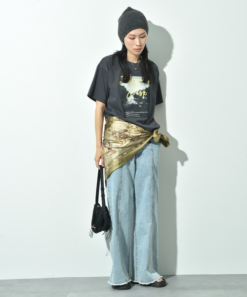 INTERPLANET(インタープラネット)の「フォトプリントカラーロゴT(Tシャツ/カットソー・レディース・チャコールグレー/オフホワイト・FREE)」の17枚目の写真