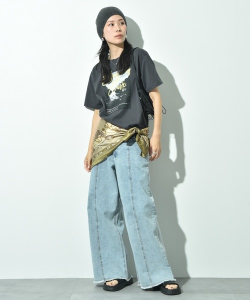 INTERPLANET(インタープラネット)の「フォトプリントカラーロゴT(Tシャツ/カットソー・レディース・チャコールグレー/オフホワイト・FREE)」の18枚目の写真
