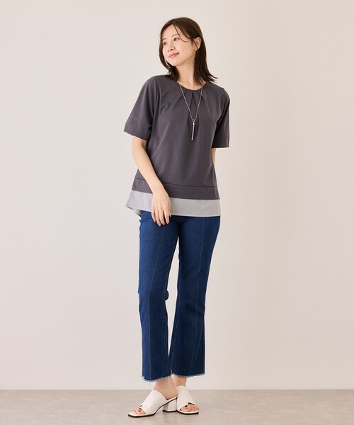 Jayro(ジャイロ)の「配色ストライプ半袖カットソー(Tシャツ/カットソー・レディース・ネイビー/ベージュ系その他/チャコールグレー・M)」の7枚目の写真
