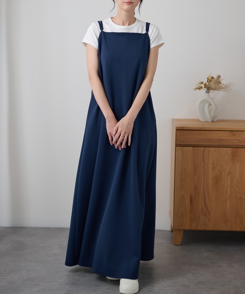 DAYRA(デイラ)の「ダブル ストラップ バックスリット キャミソール ワンピース(ワンピース・レディース・ブラック/ダークグレー/ネイビー・FREE)」の21枚目の写真