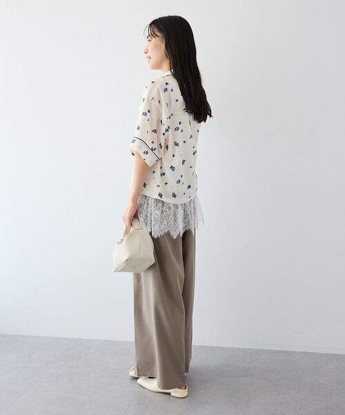 CRAFT STANDARD BOUTIQUE(クラフトスタンダードブティック)の「レイヤードレースロングキャミ(キャミソール・レディース・ホワイト/ブラック・FREE)」の11枚目の写真