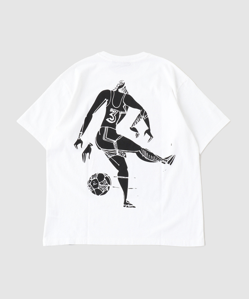 By Parra(バイパラ)の「by Parra Kicked around t-shirt(Tシャツ/カットソー・メンズ・ホワイト・LARGE/MEDIUM)」の2枚目の写真