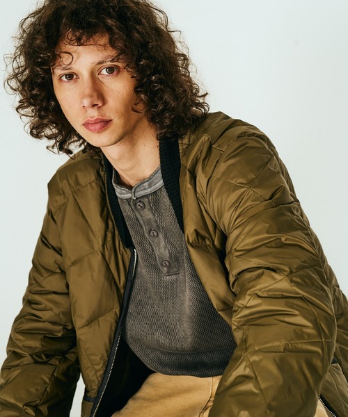 TOWNCRAFT(タウンクラフト)の「TOWNCRAFT / タウンクラフト 700FP Premium Quilted Light Down Jacket Water-Repellent キルティング ライト ダウンジャケット 撥水(ダウンジャケット/コート・メンズ・ブラック/ブラウン/オリーブ・MEDIUM/LARGE)」の12枚目の写真