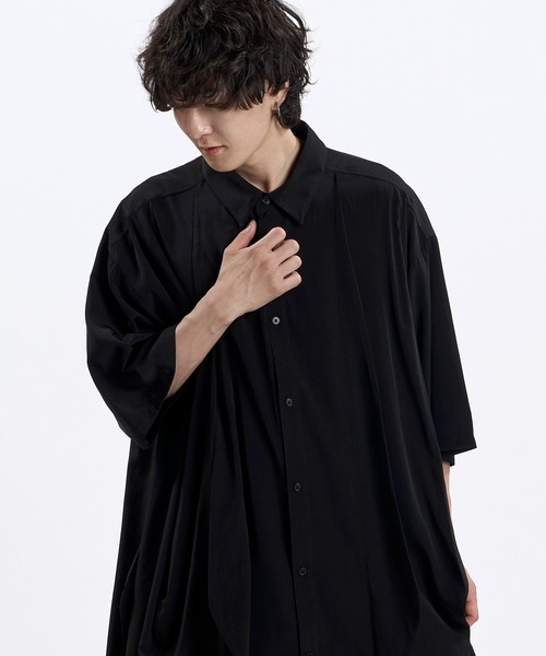 NO ID.(ノーアイディ)の「【NO ID.】3D Gather Half Sleeve Long Shirt / 3Dギャザー ハーフスリーブ ロング シャツ(シャツ/ブラウス・メンズ・ブラック/その他23/その他22・ONE SIZE)」の1枚目の写真