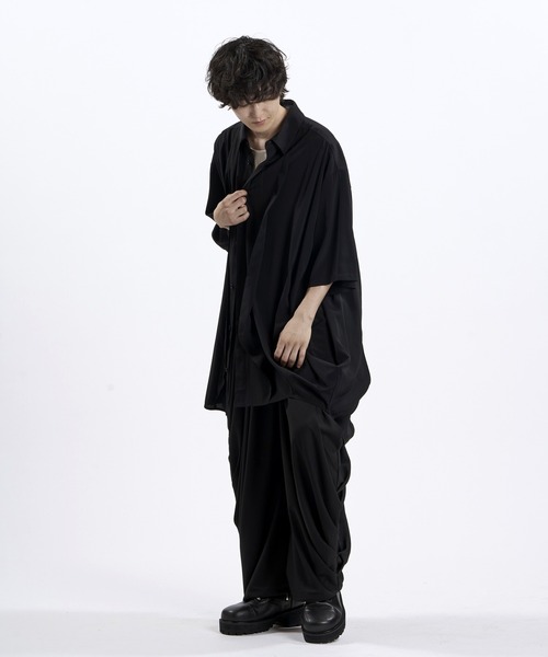 NO ID.(ノーアイディ)の「【NO ID.】3D Gather Half Sleeve Long Shirt / 3Dギャザー ハーフスリーブ ロング シャツ(シャツ/ブラウス・メンズ・ブラック/その他23/その他22・ONE SIZE)」の17枚目の写真